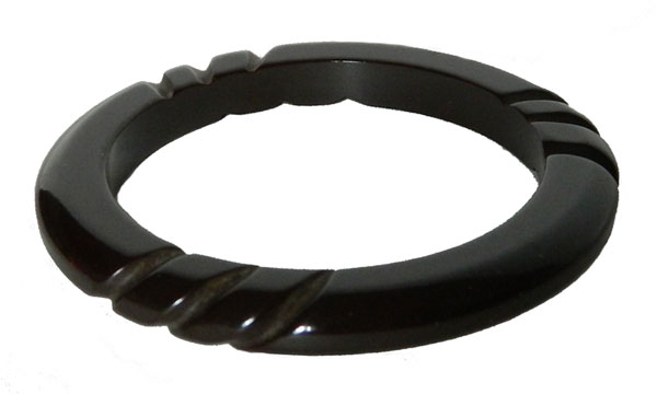 bakelite bangle
