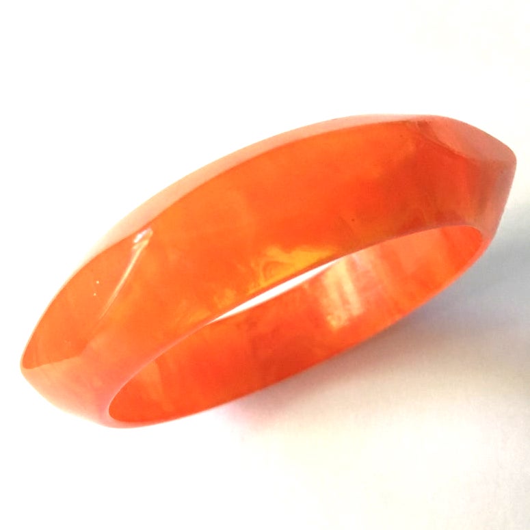 bakelite bangle