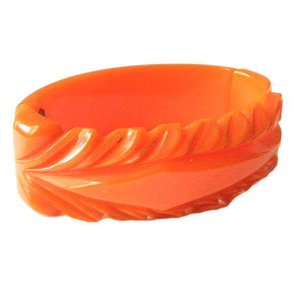 bakelite clamper bracelet
