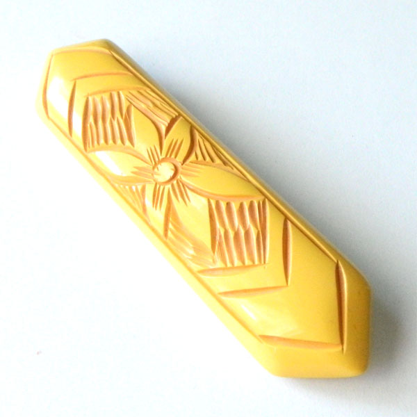 bakelite brooch