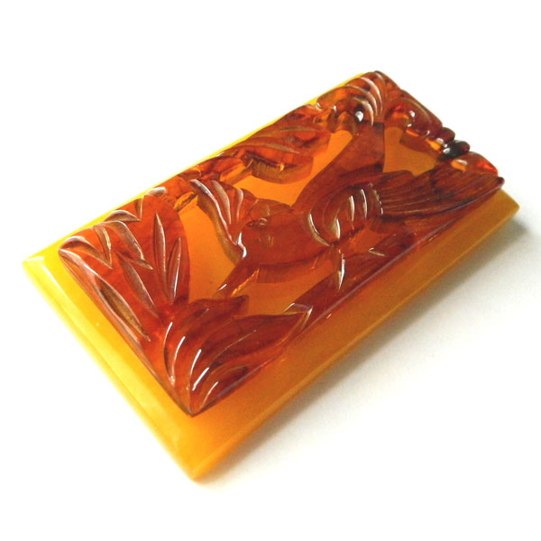 1930's bakelite bird brooch