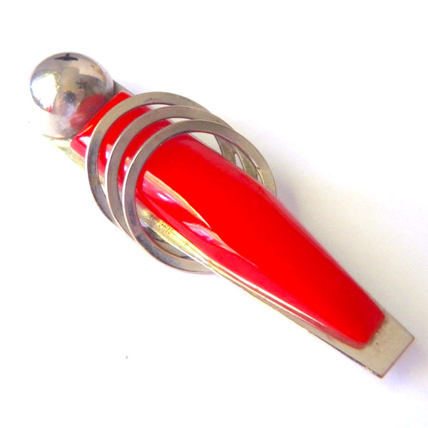 Art Deco bakelite brooch