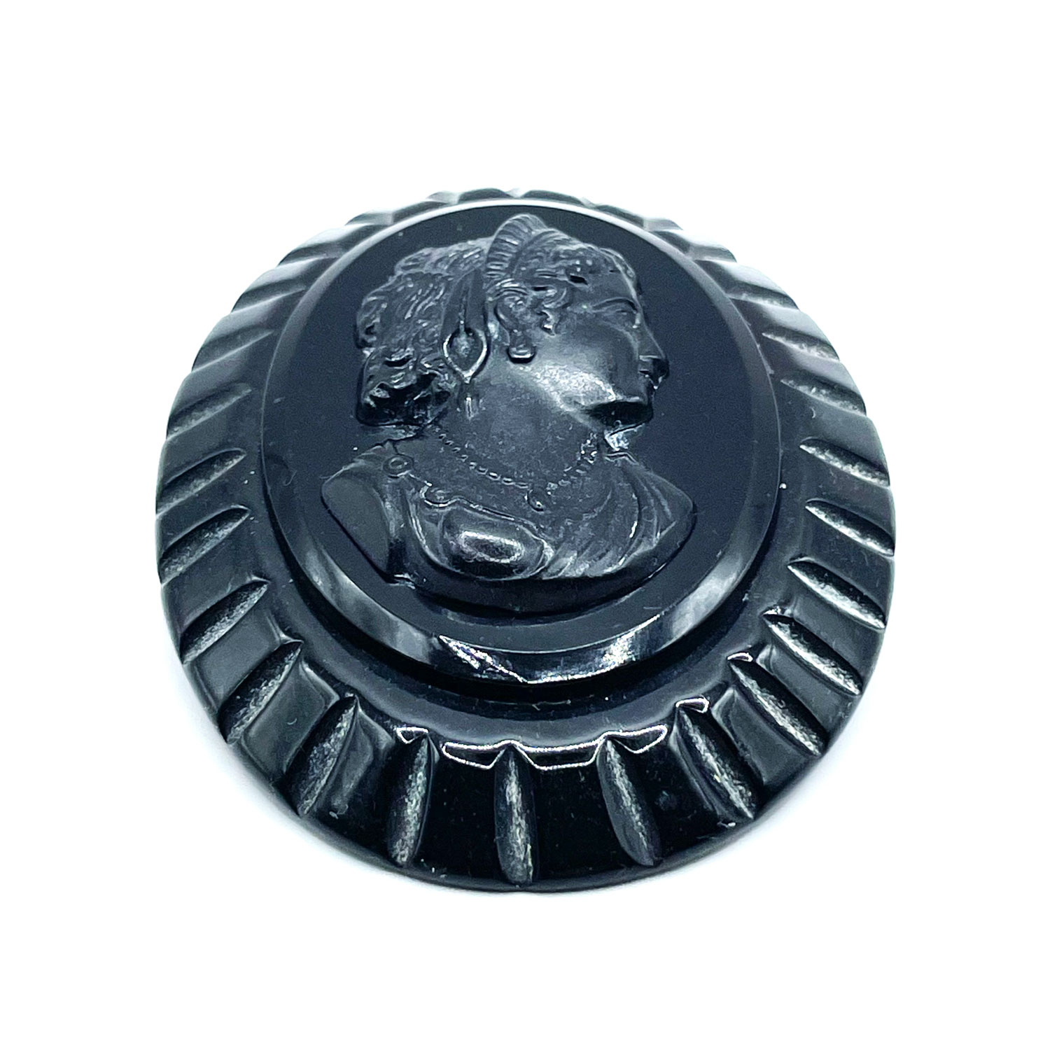 1940s lucite and bakelite cameo brooch