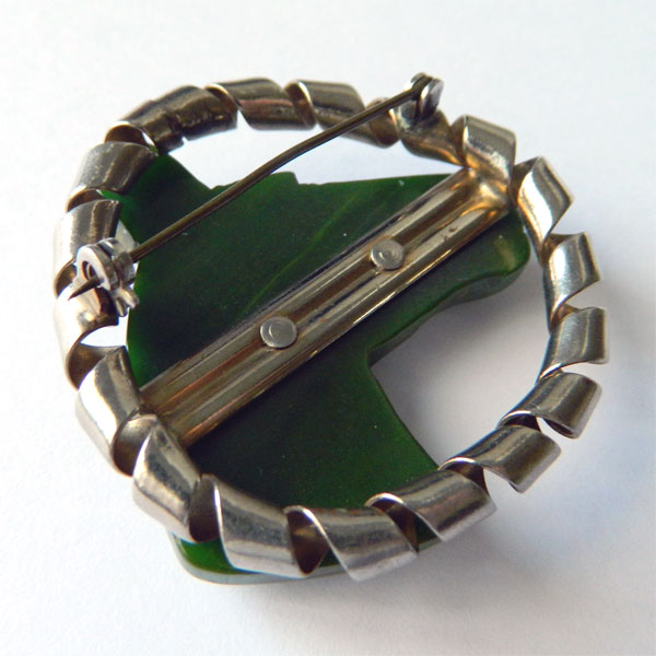 bakelite horse head brooch