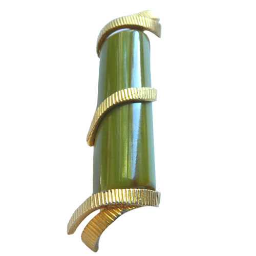 Marvella bakelite brooch