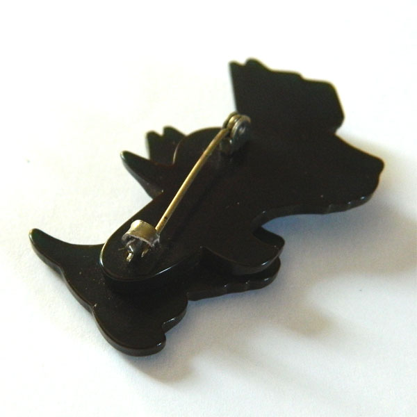 1930's art deco bakelite Scotty Dog brooch