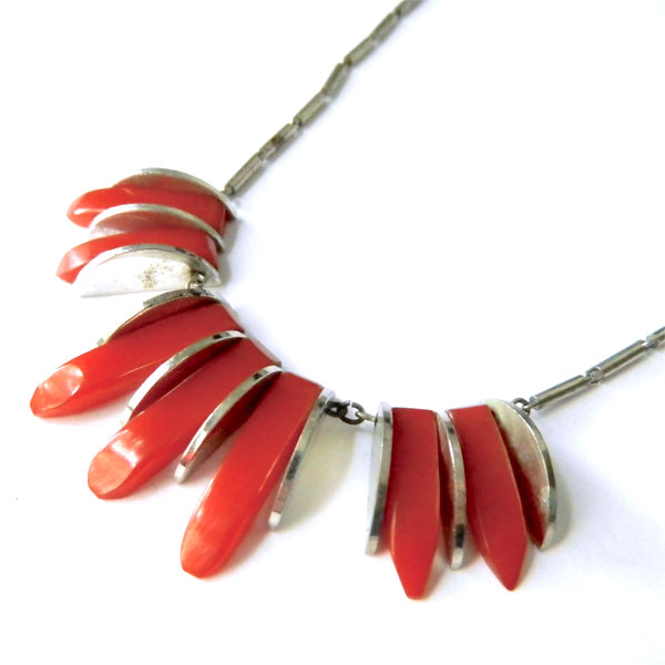 Art Deco bakelite necklace
