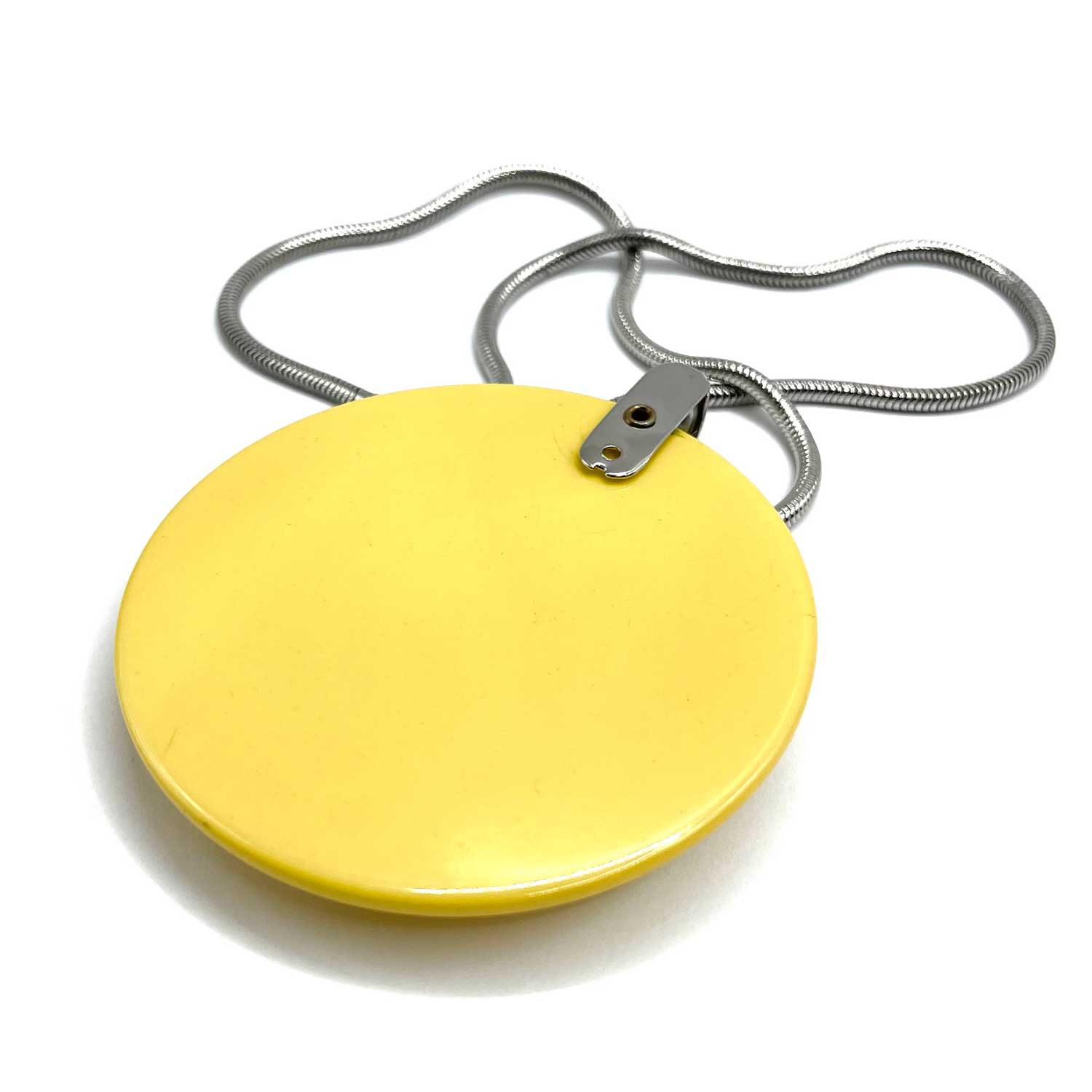 Yellow Art Deco bakelite pendant necklace