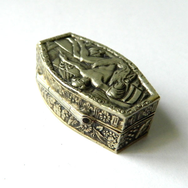 Antique Italian pill box