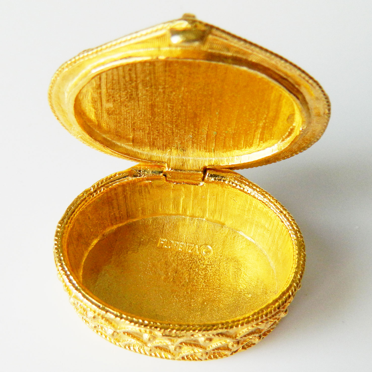 Vintage Florenza pill box