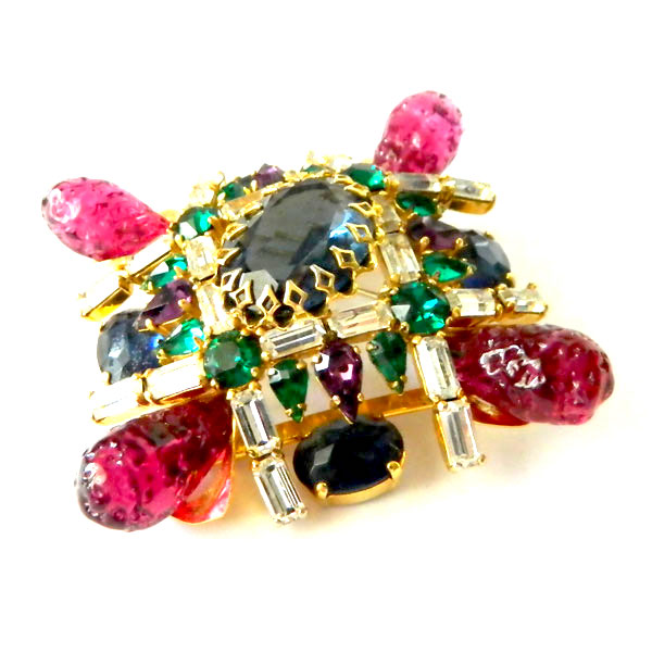 1950's Schreiner rhinestone brooch
