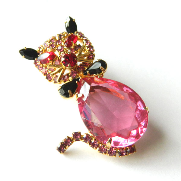 Alice Caviness rhinestone cat brooch