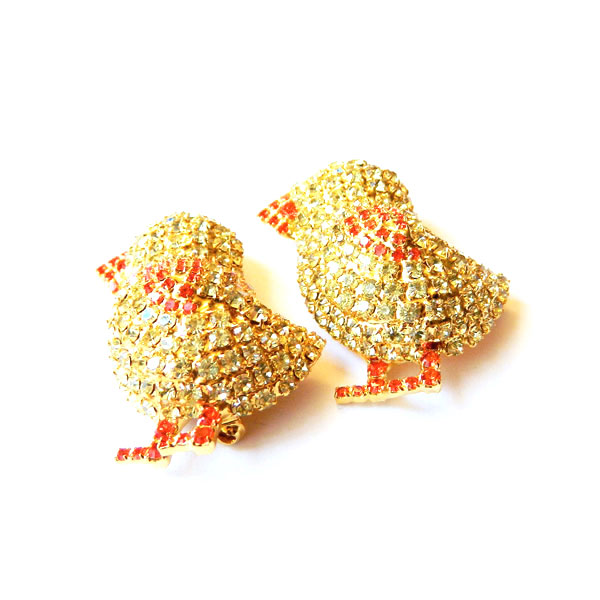 Bauer Easter brooch