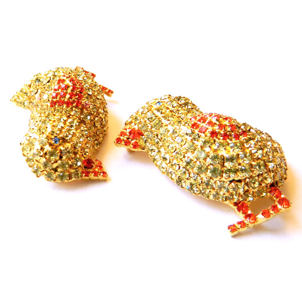 Bauer Easter brooch
