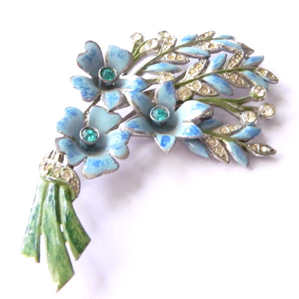 1940s enameled flower brooch