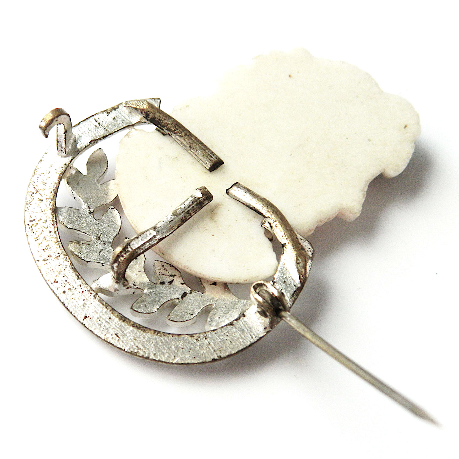 Ceramic cameo brooch