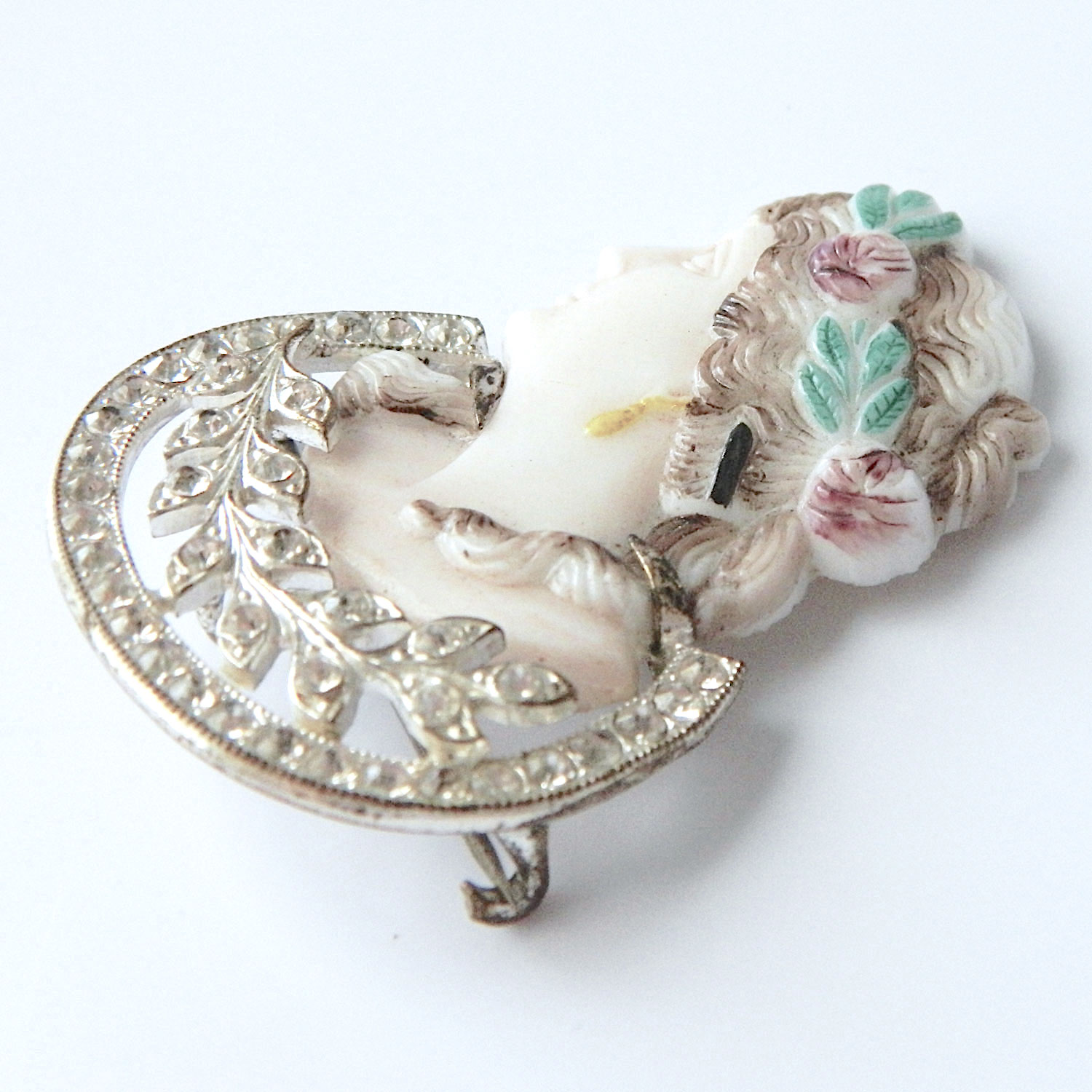Ceramic cameo brooch