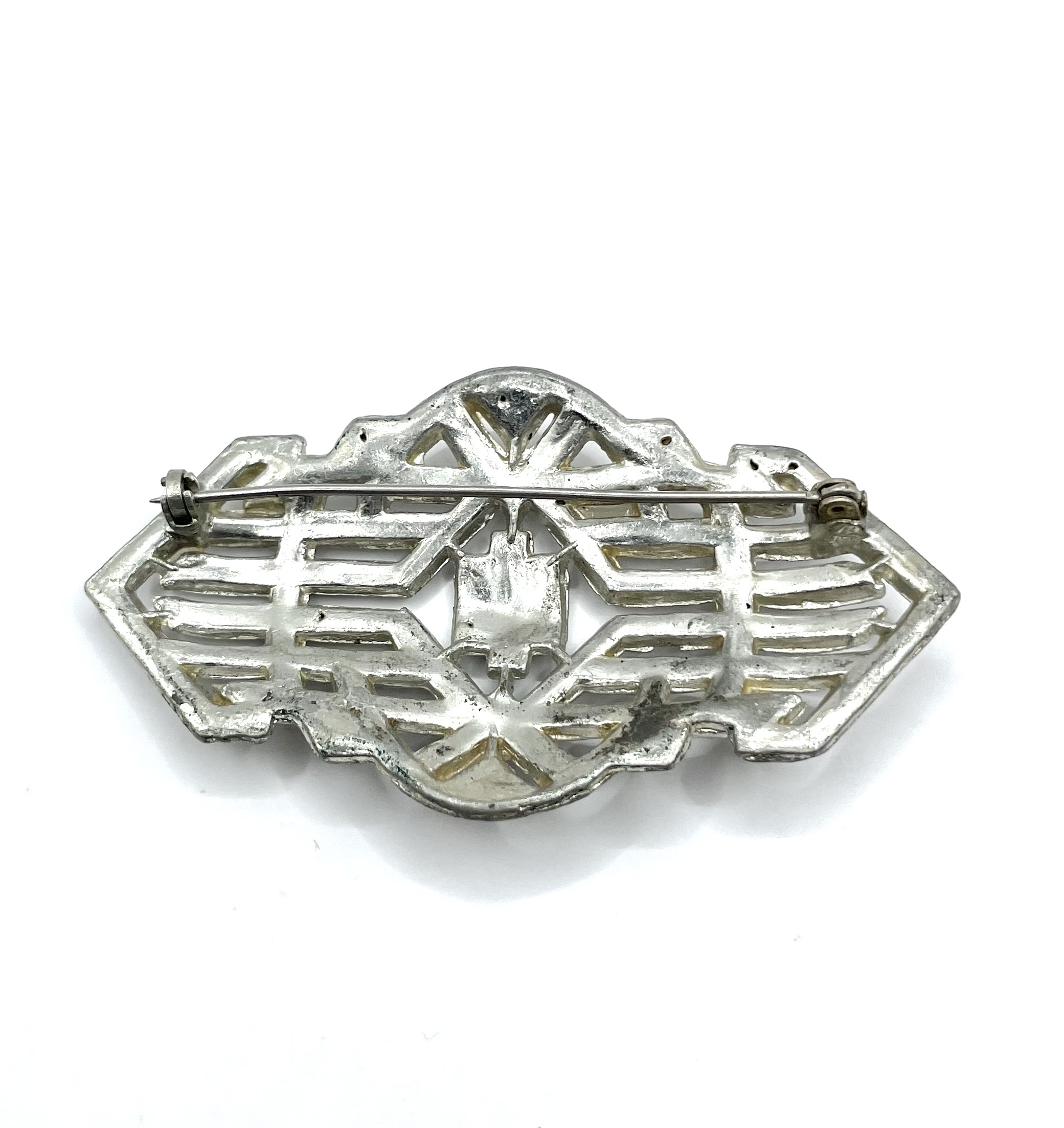 1930s Art Deco brooch