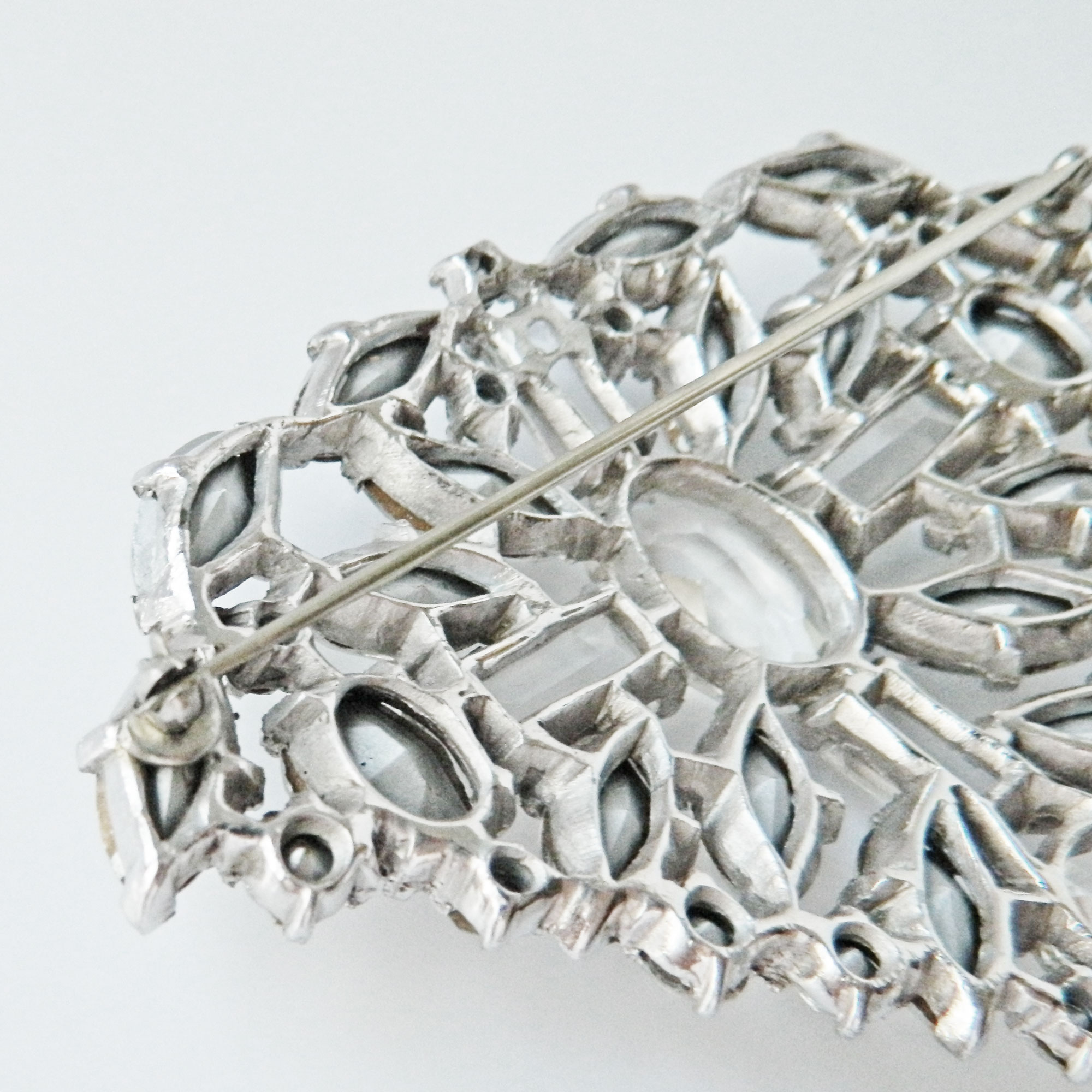 1940's Eisenberg Original dress clip