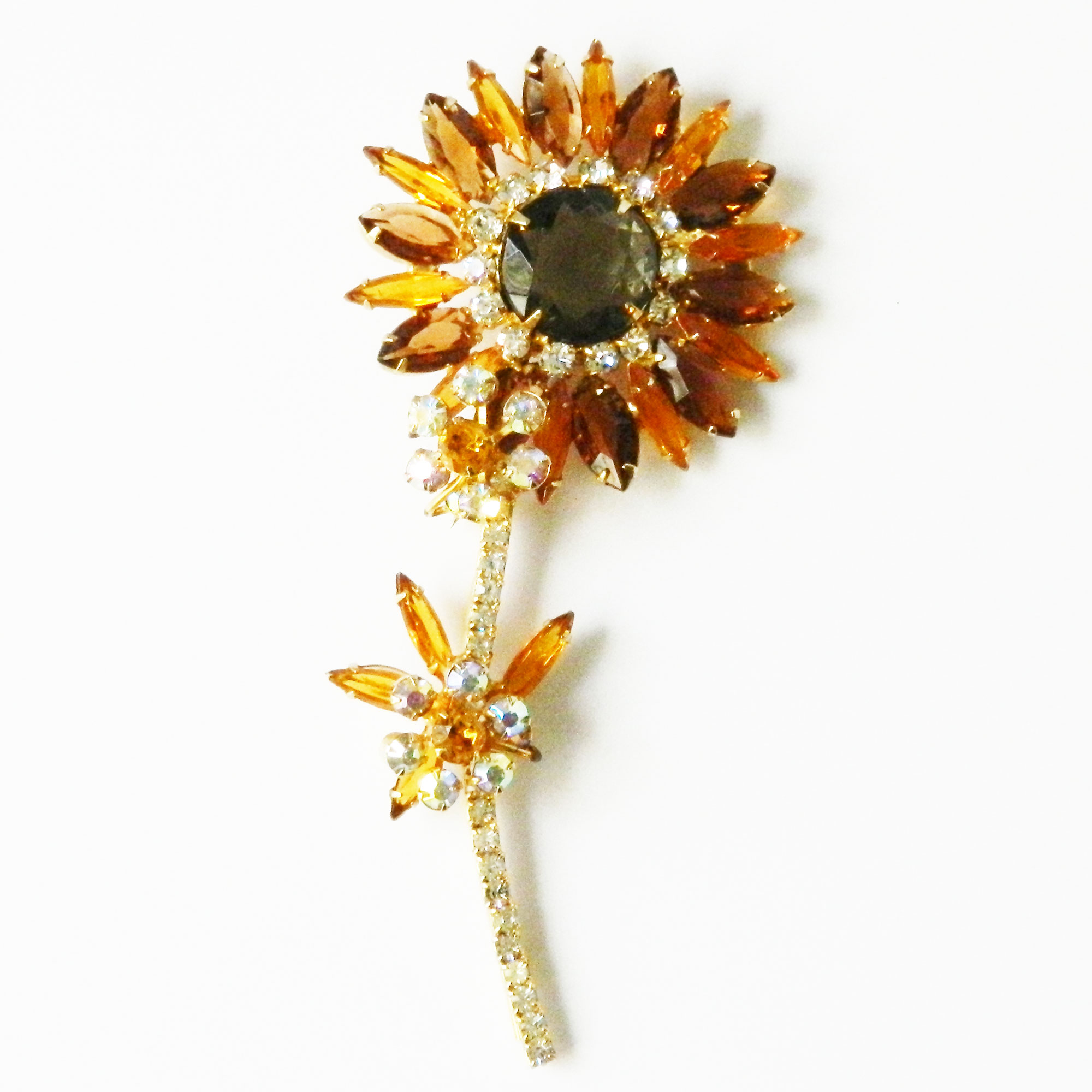 1960s Juliana rhinestone flower brooch