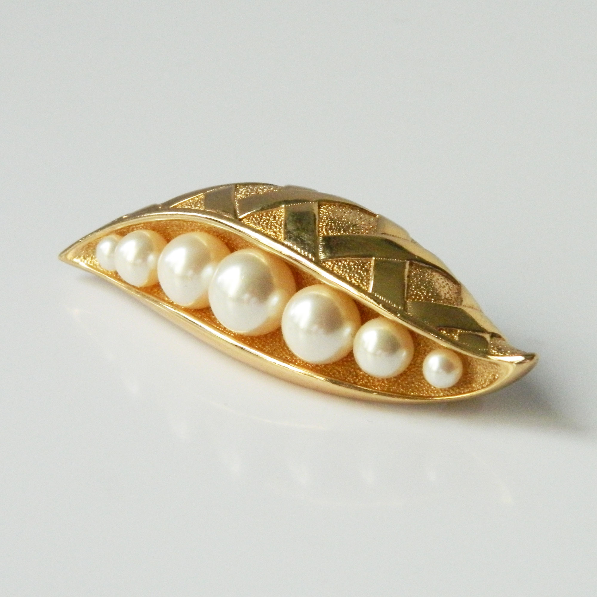 Vintage Christian Dior pea pod brooch