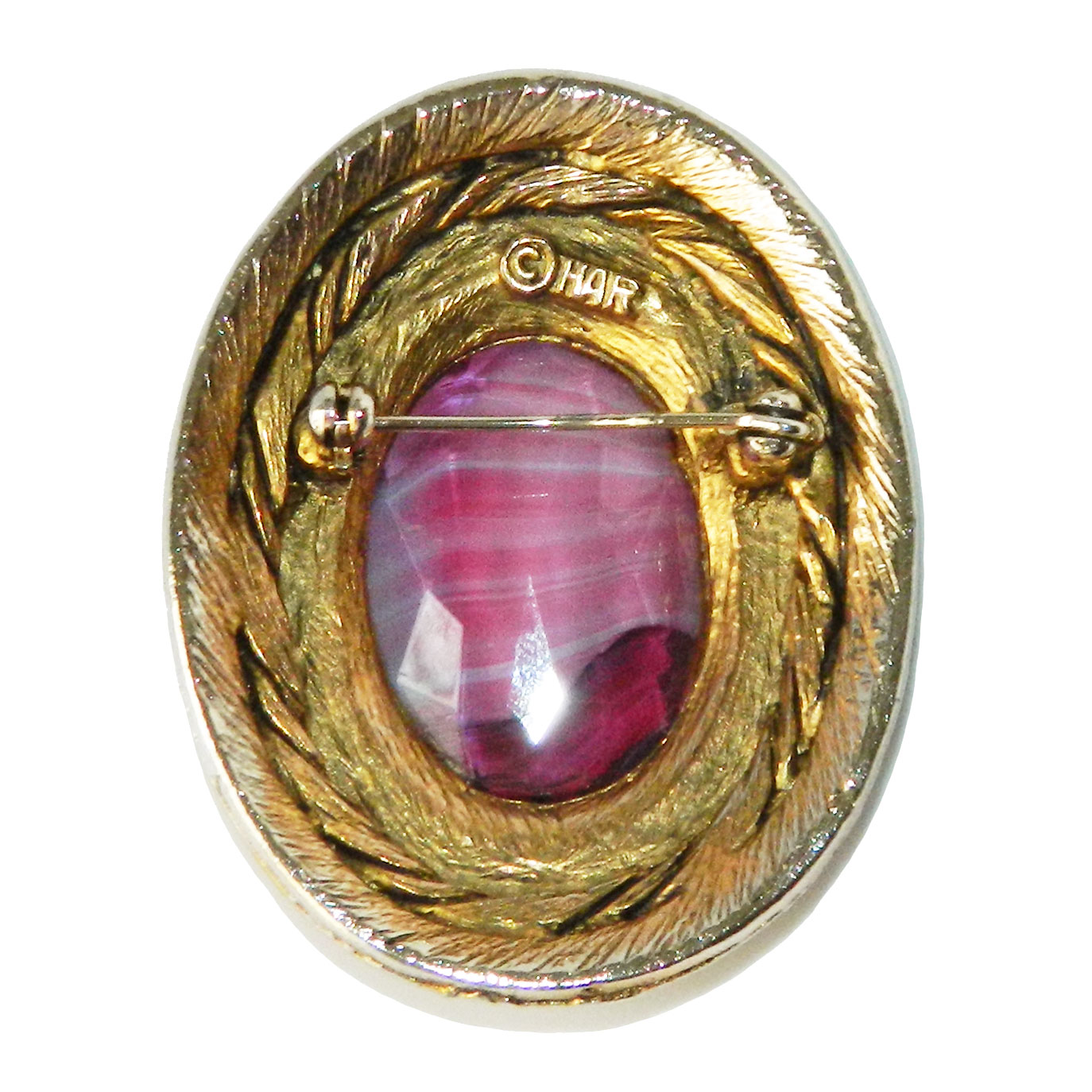 Har rhinestone brooch
