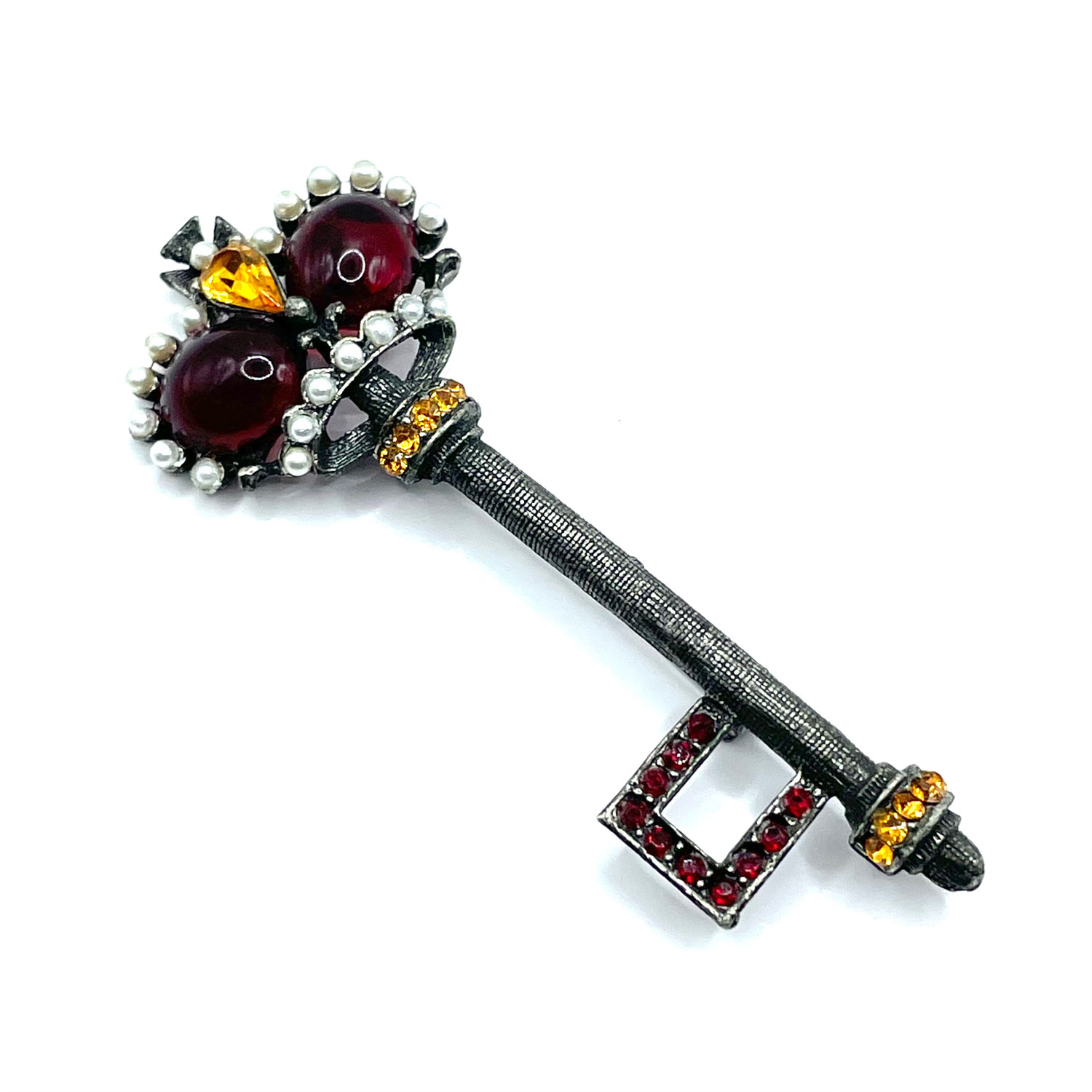 1960s Weiss skeleton key brooch