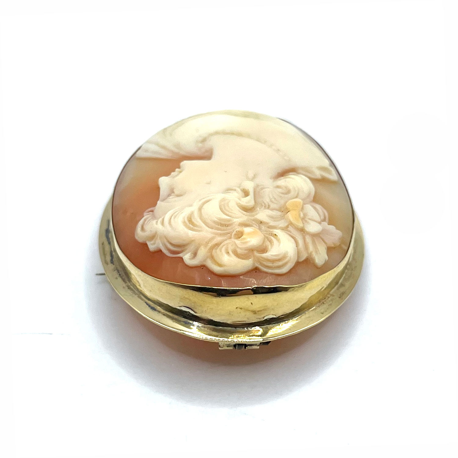 vintage cameo brooch