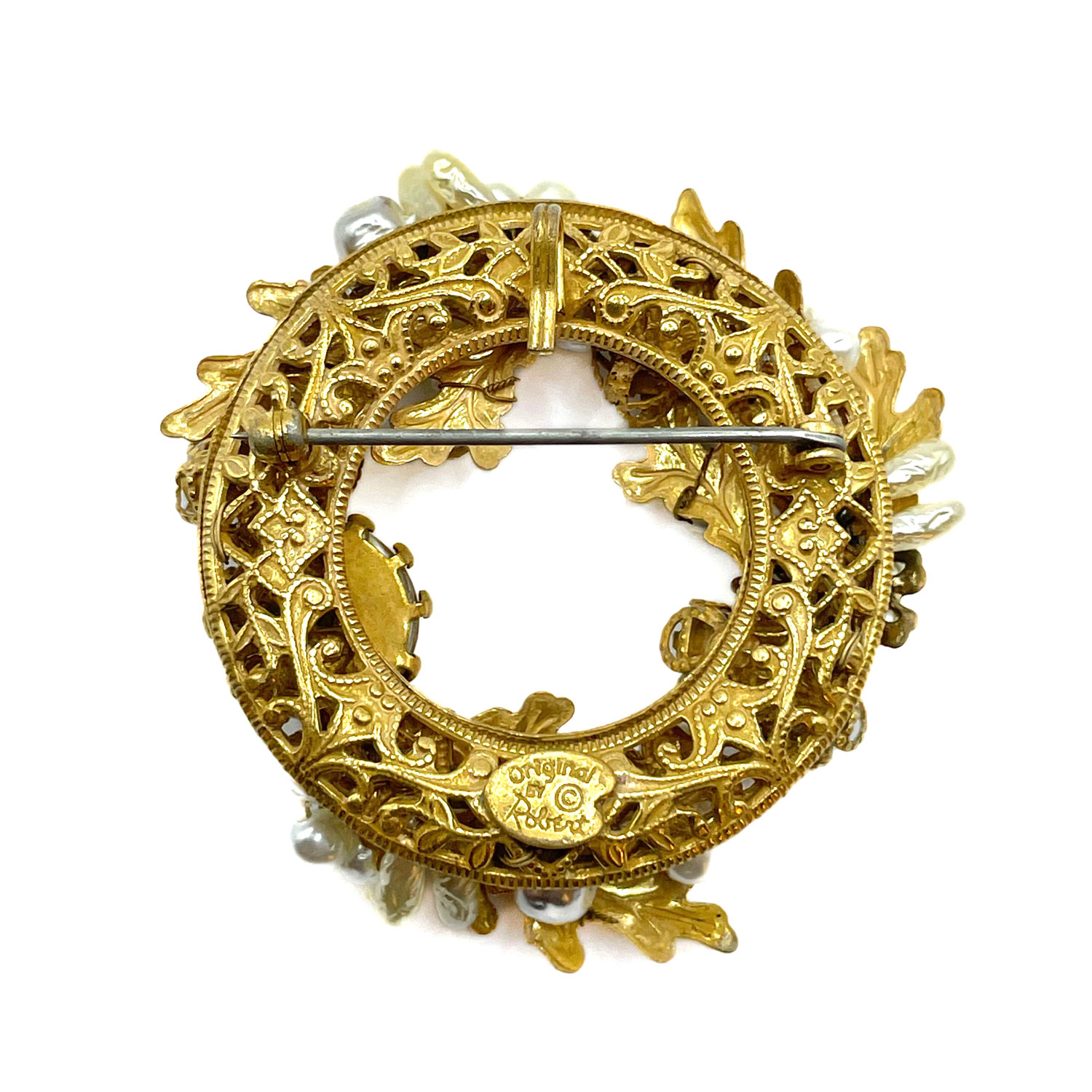 Original by Robért Wreath Brooch Pendant