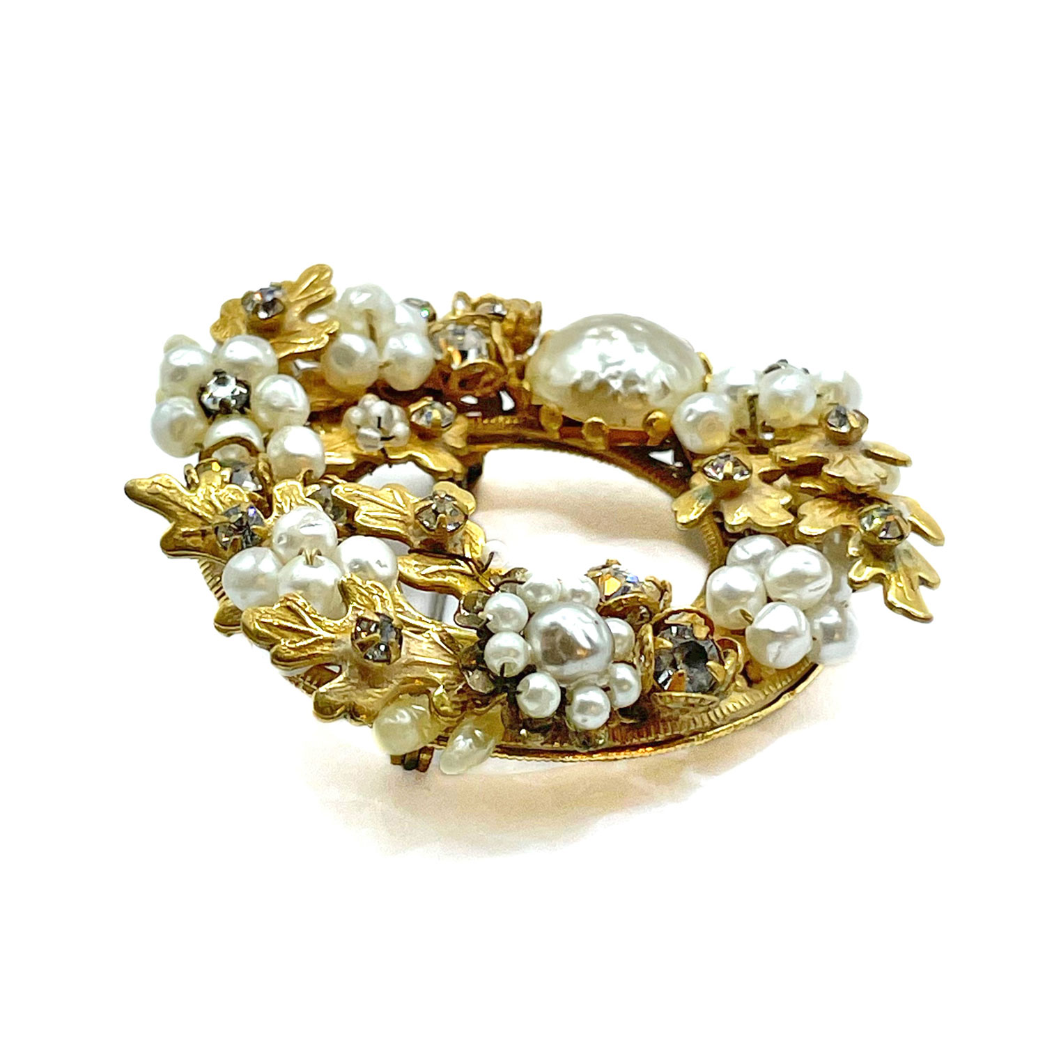 Original by Robért Wreath Brooch Pendant