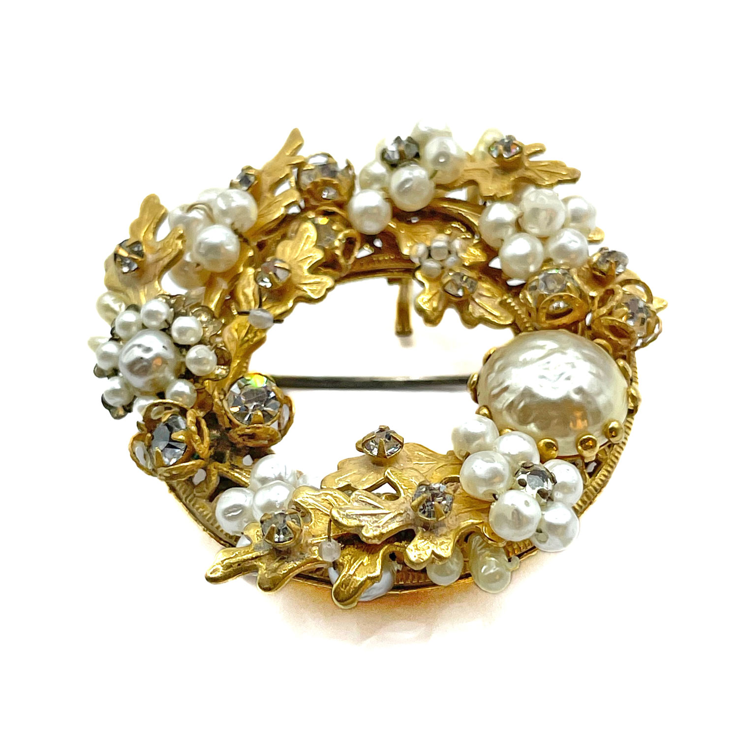 Original by Robért Wreath Brooch Pendant
