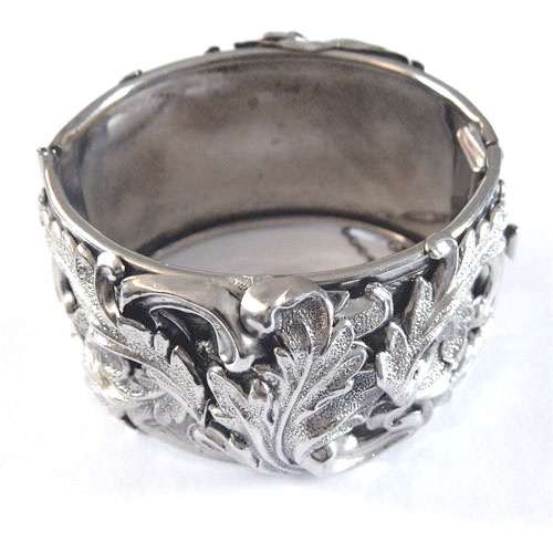 1950's Bangle Bracelet