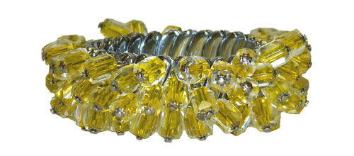 1950s expansion bracelet with yellow glass beads