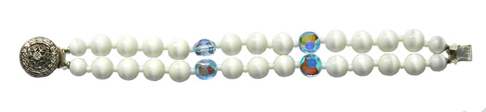 1950's blue and white bracelet