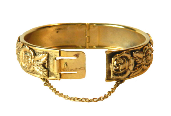 gold bracelet