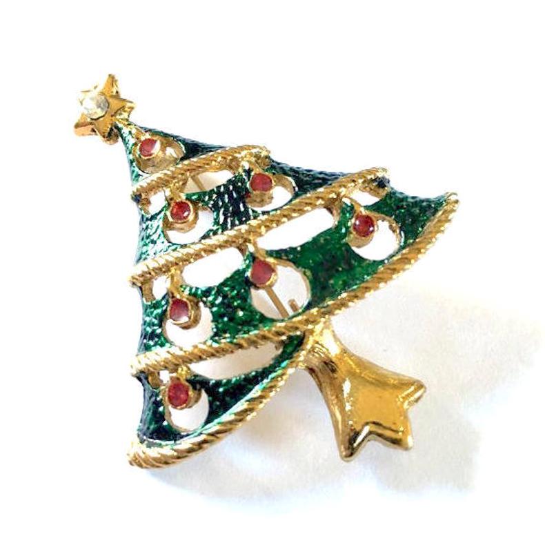 Christmas tree pin