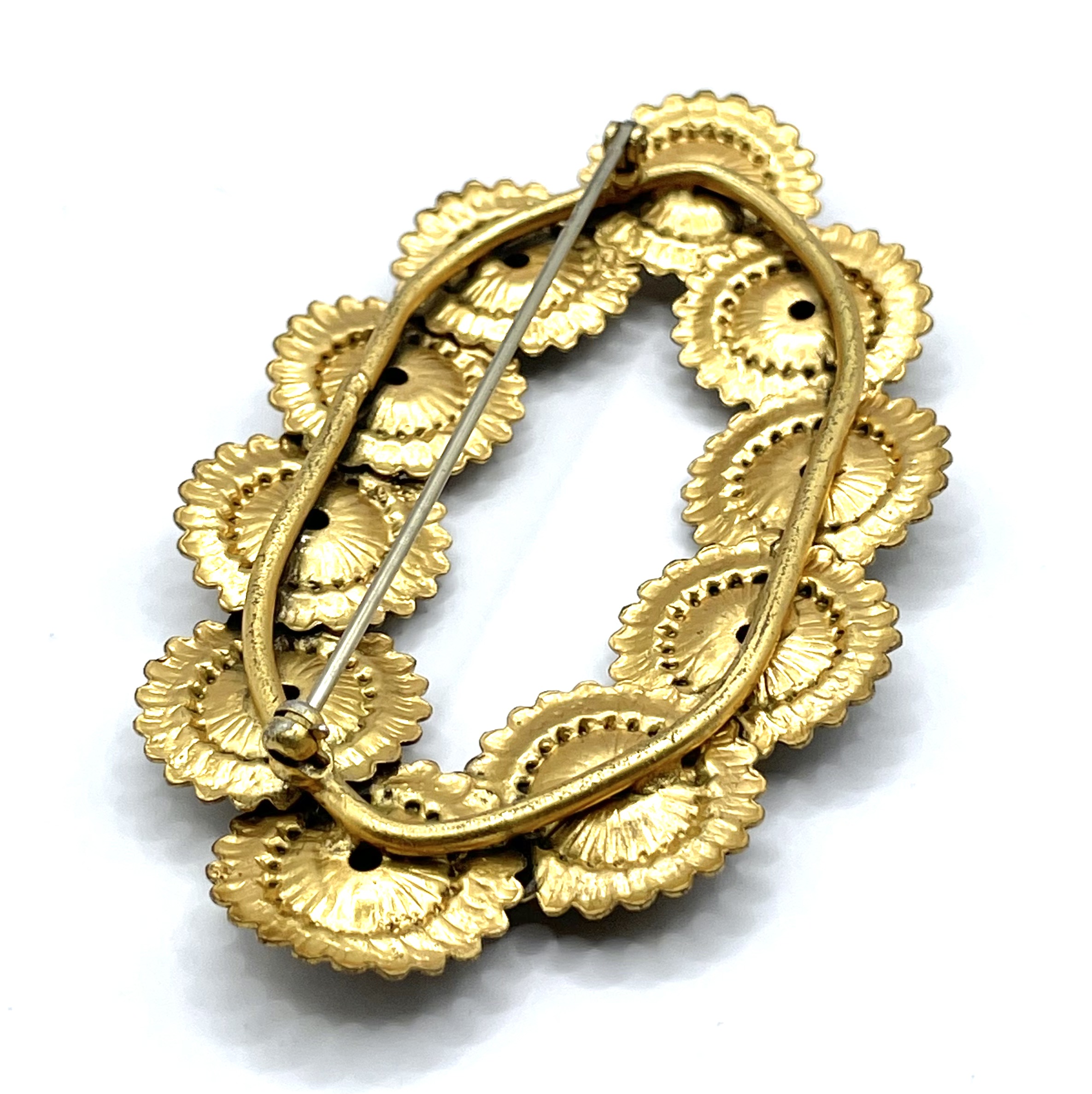 1930s floral brooch