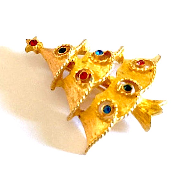 Christmas tree brooch
