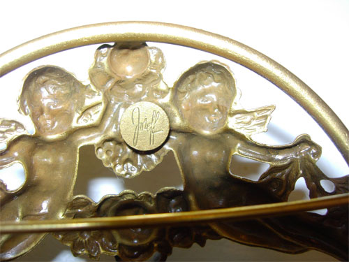 Vintage Joseff of Hollywood rhinestone brooch