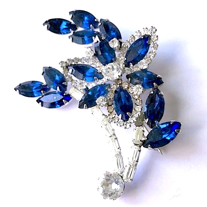 Weisner rhinestone brooch