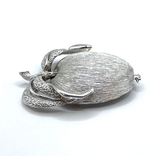 Sarah Coventry brooch