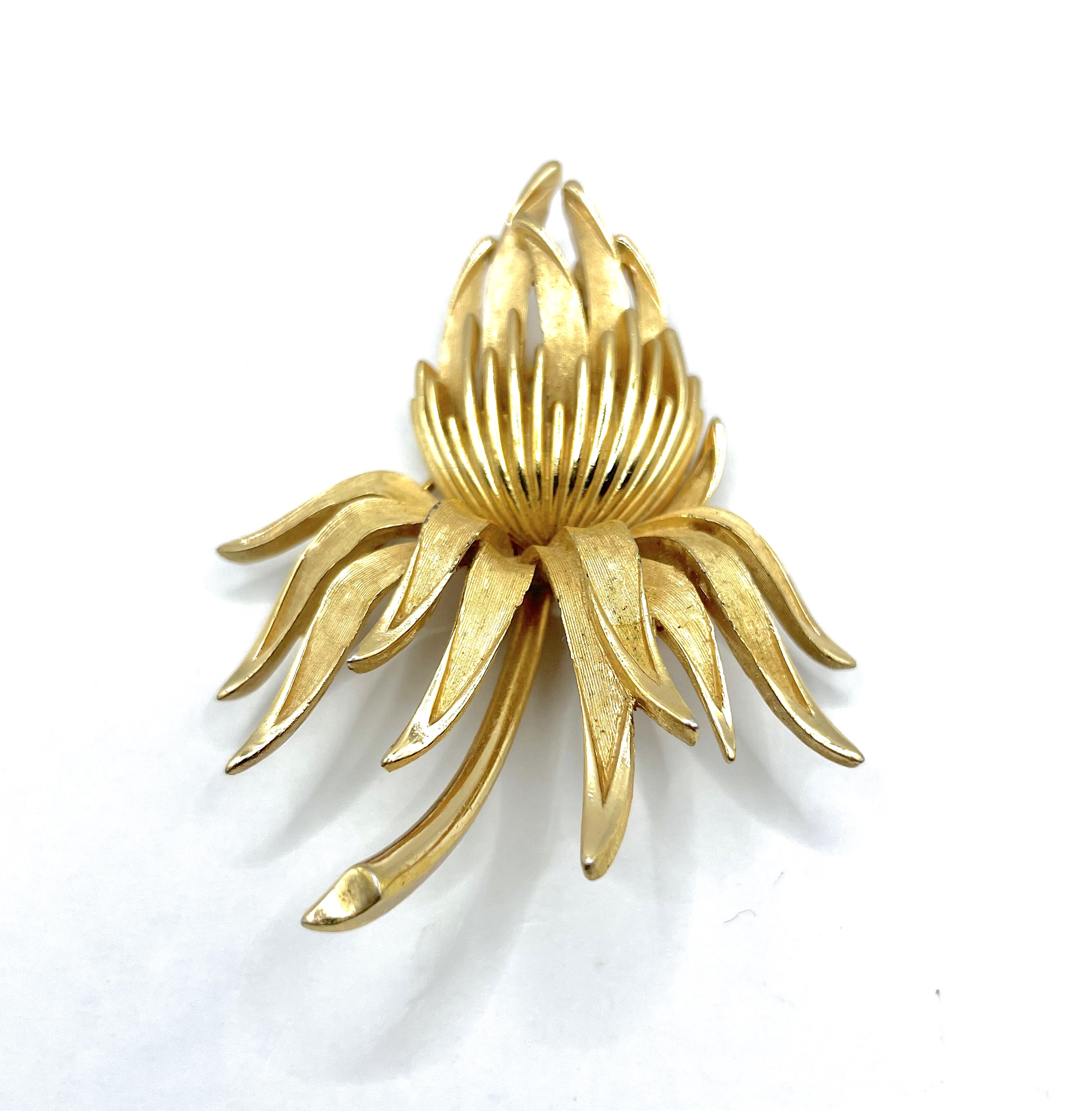 Trifari flower brooch