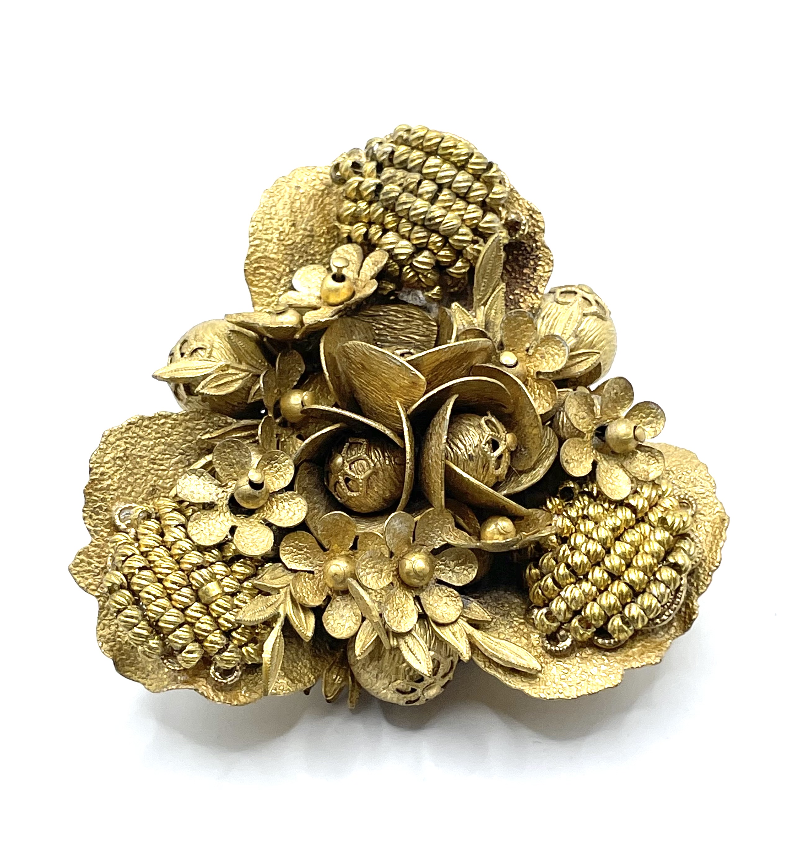 1930s floral brooch