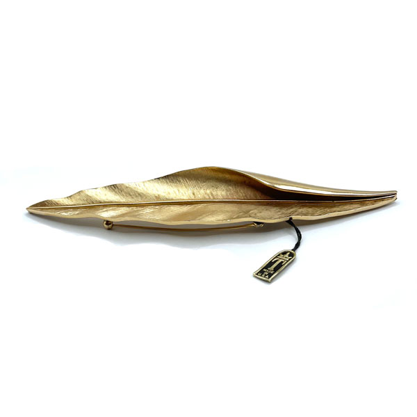 vintage Trifari brooch