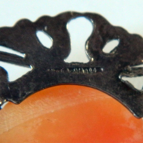 1940's cameo brooch