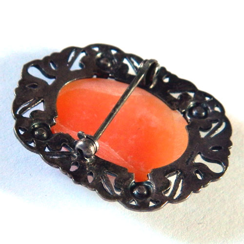 Vintage cameo brooch