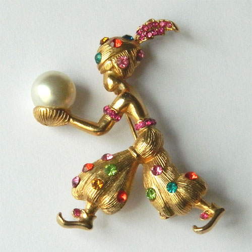 Genie rhinestone brooch