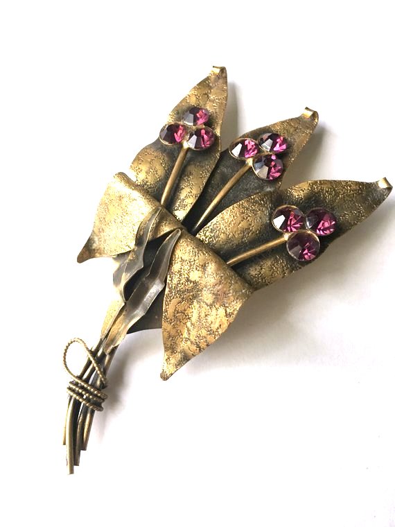 Pomerantz brooch