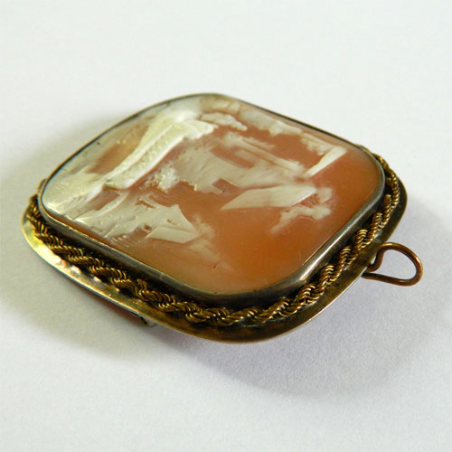 Antique cameo brooch pendant