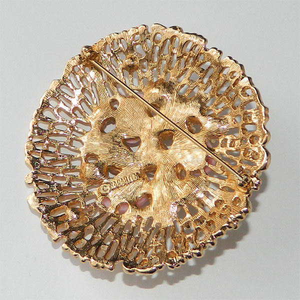 Sarah Coventry rhinestone brooch